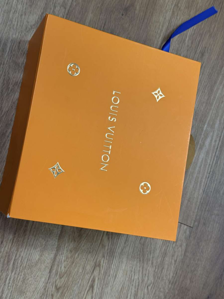 브라이틀링 네비타이머 AB013824 하이엔드 레플샵 관련 가방 이미지 88